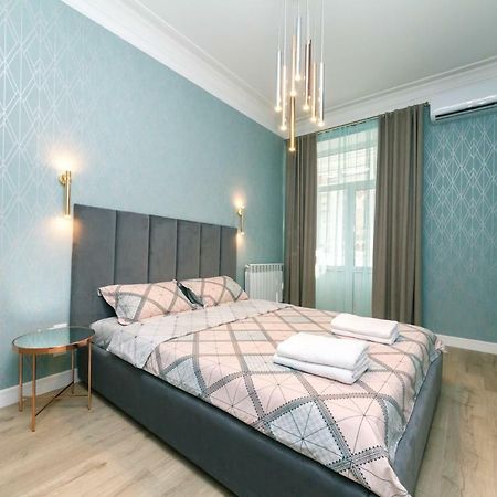 Lux , Two Bedrums Kiev Exterior foto