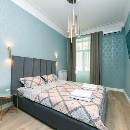 Lux , Two Bedrums Kiev Exterior foto