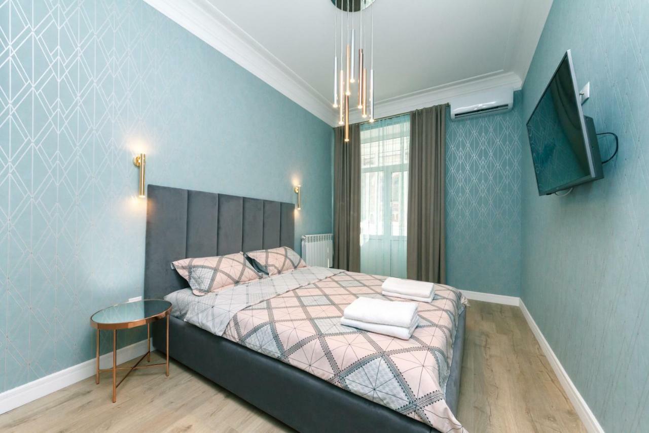 Lux , Two Bedrums Kiev Exterior foto